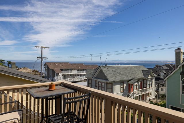 116 16th Street, Pacific Grove, CA 93950