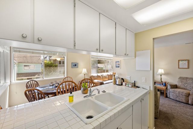 116 16th Street, Pacific Grove, CA 93950