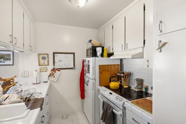 116 16th Street, Pacific Grove, CA 93950
