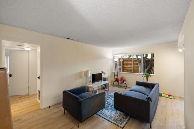 116 16th Street, Pacific Grove, CA 93950