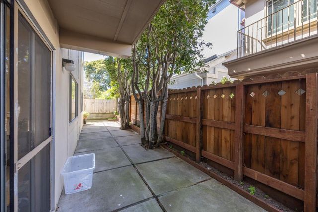116 16th Street, Pacific Grove, CA 93950