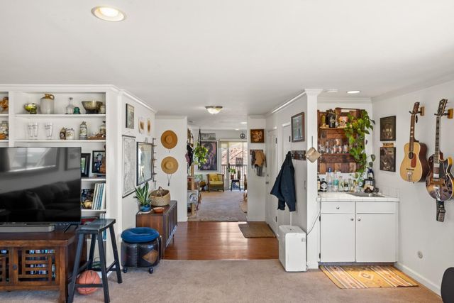116 16th Street, Pacific Grove, CA 93950