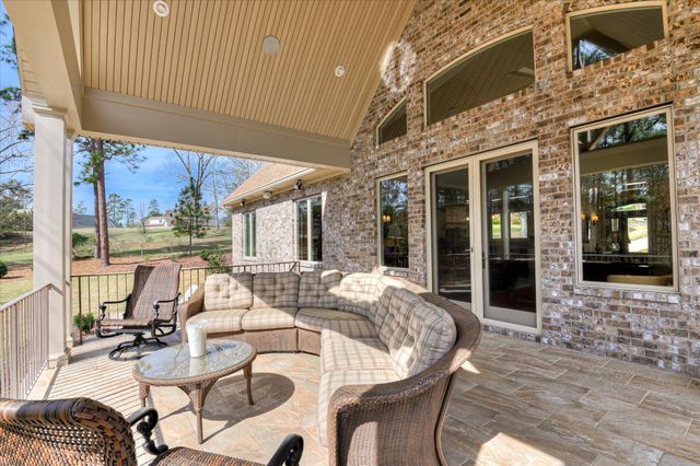 192 Foxhound Run Road, Aiken, SC 29803