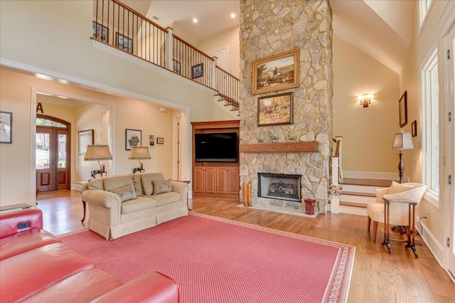 192 Foxhound Run Road, Aiken, SC 29803