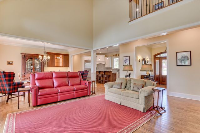 192 Foxhound Run Road, Aiken, SC 29803