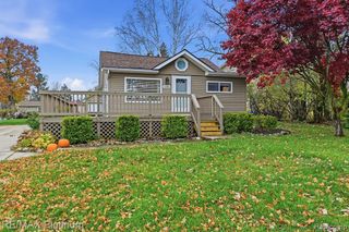 1146 Sunrise Park Street, Howell, MI 48843