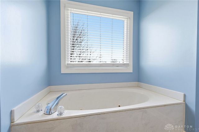 8277 Medinah Court, West Chester, OH 45069