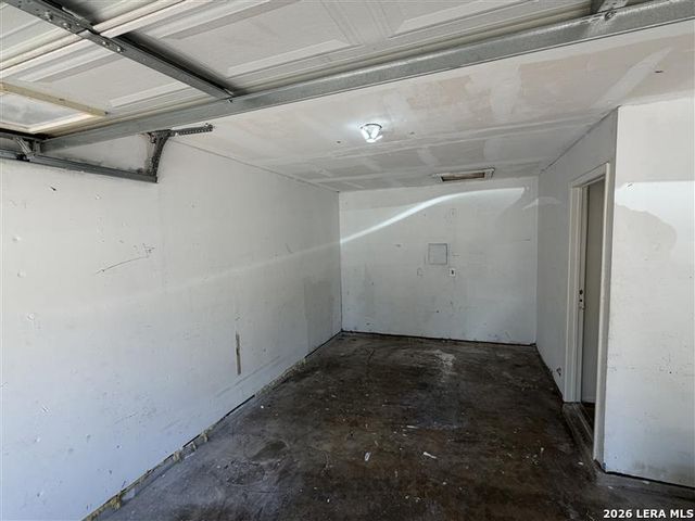 9631 BRATTON DR, San Antonio, TX 78245