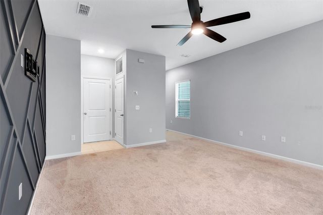 8716 SPORTSMAN LOOP, Groveland, FL 34736