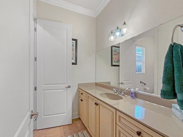 285 Sawmill Ln, Lincoln, CA 95648