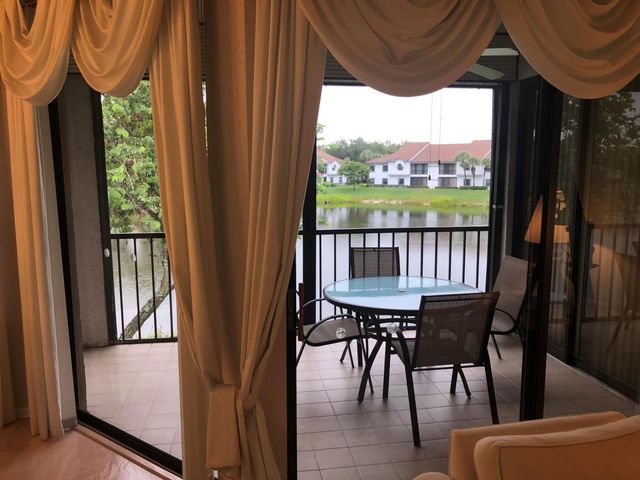 5427 Verona Drive 1406, Boynton Beach, FL 33437