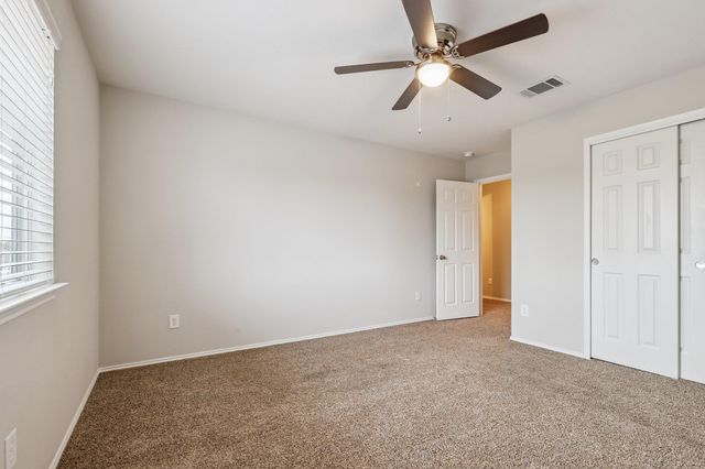 122 Mossy Rock CV, Hutto, TX 78634