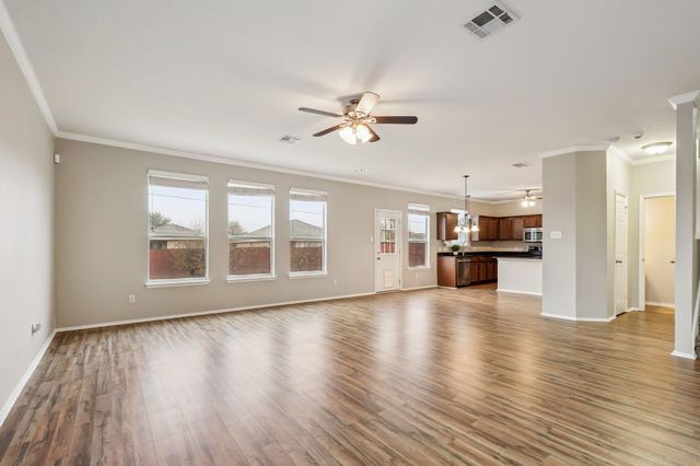 122 Mossy Rock CV, Hutto, TX 78634