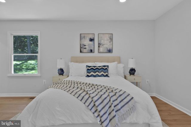 5685 FRENCH AVE, Sykesville, MD 21784