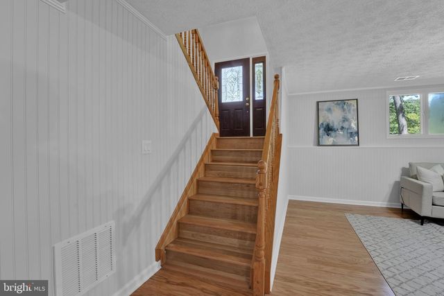 5685 FRENCH AVE, Sykesville, MD 21784