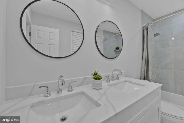 5685 FRENCH AVE, Sykesville, MD 21784