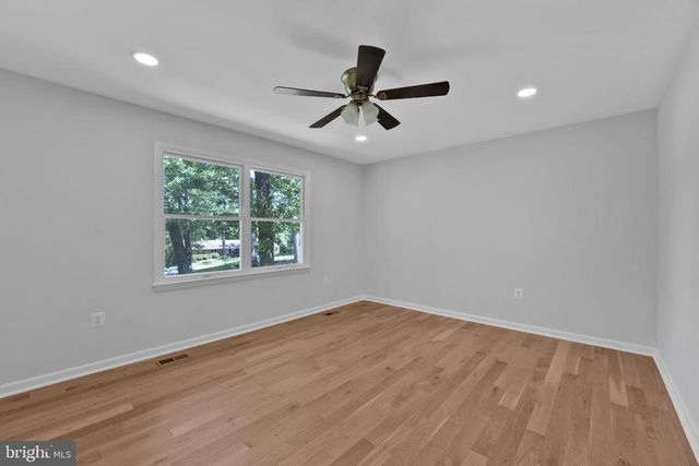 5685 FRENCH AVE, Sykesville, MD 21784