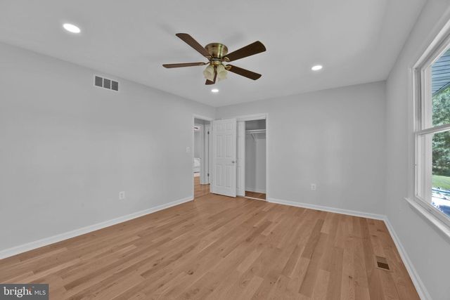 5685 FRENCH AVE, Sykesville, MD 21784