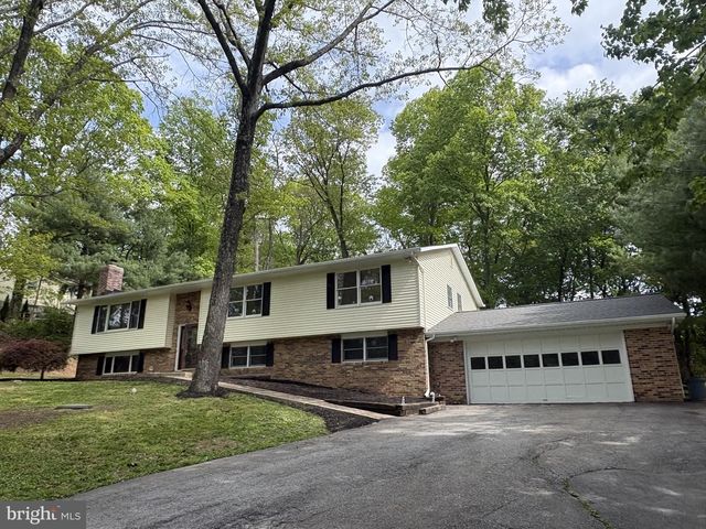 5685 FRENCH AVE, Sykesville, MD 21784