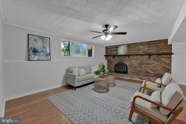 5685 FRENCH AVE, Sykesville, MD 21784