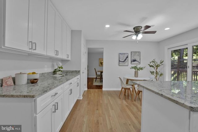 5685 FRENCH AVE, Sykesville, MD 21784