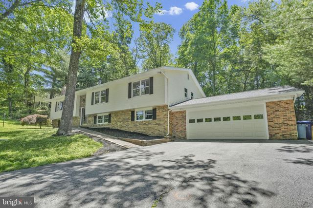5685 FRENCH AVE, Sykesville, MD 21784