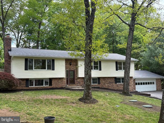 5685 FRENCH AVE, Sykesville, MD 21784