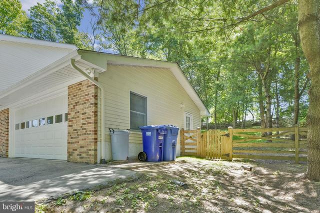 5685 FRENCH AVE, Sykesville, MD 21784