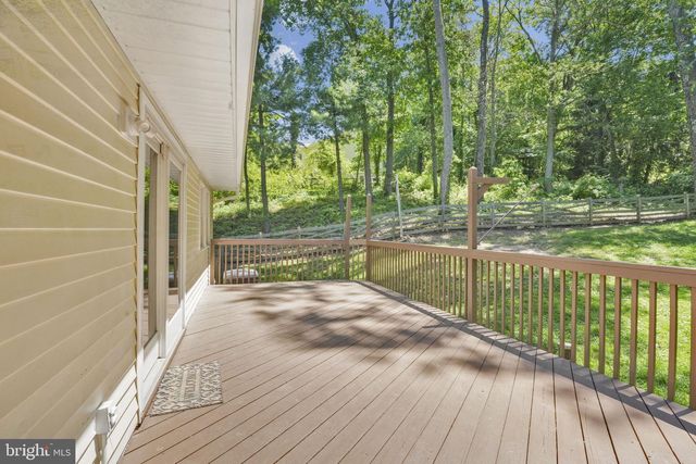 5685 FRENCH AVE, Sykesville, MD 21784
