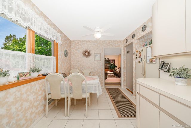 349 Lido Parkway, Lindenhurst, NY 11757