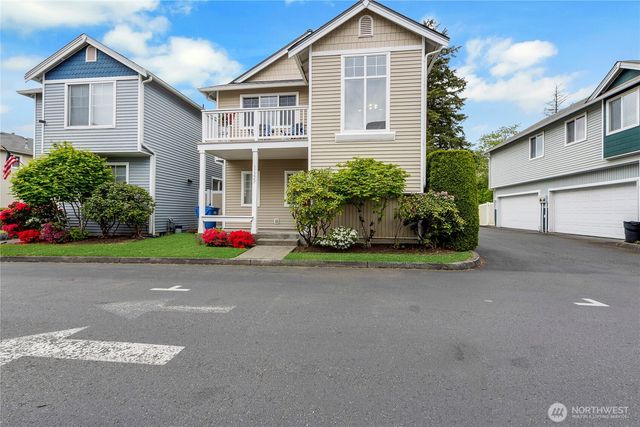 11229 3rd Avenue Ct E, Tacoma, WA 98445