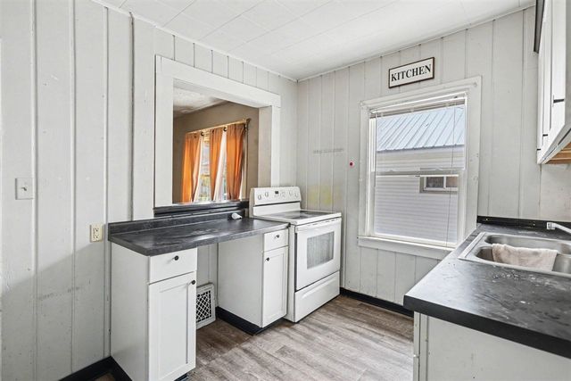 63 Sharon Avenue, Battle Creek, MI 49017