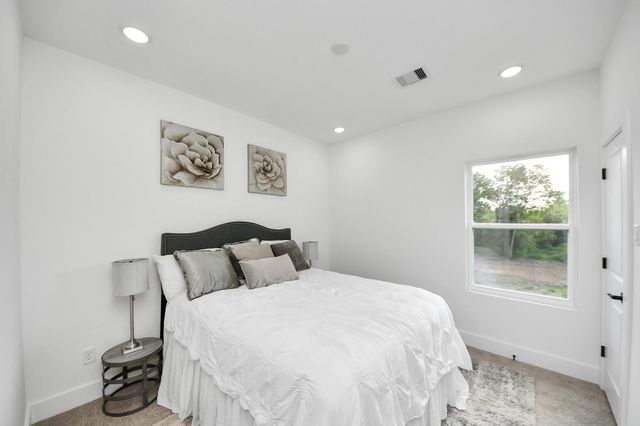 2434 Harrington Street, Houston, TX 77026