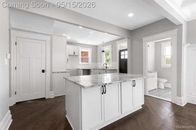 97 Delaware Street, Detroit, MI 48202