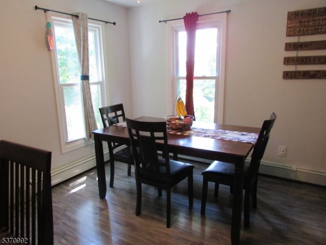 22 Harrison St, Sussex Boro, NJ 07461