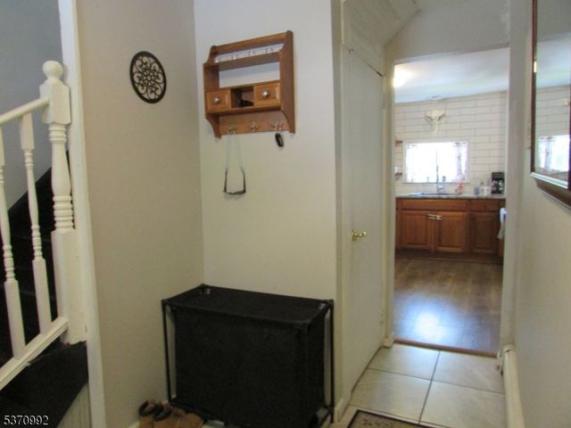 22 Harrison St, Sussex Boro, NJ 07461