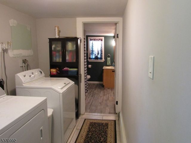 22 Harrison St, Sussex Boro, NJ 07461