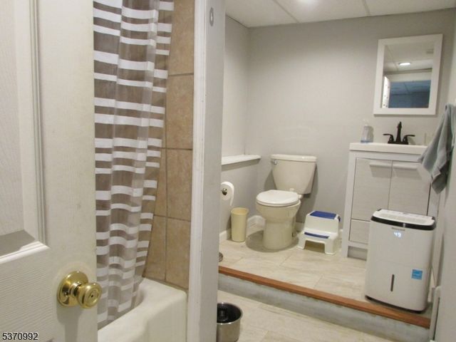 22 Harrison St, Sussex Boro, NJ 07461