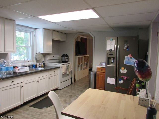 22 Harrison St, Sussex Boro, NJ 07461
