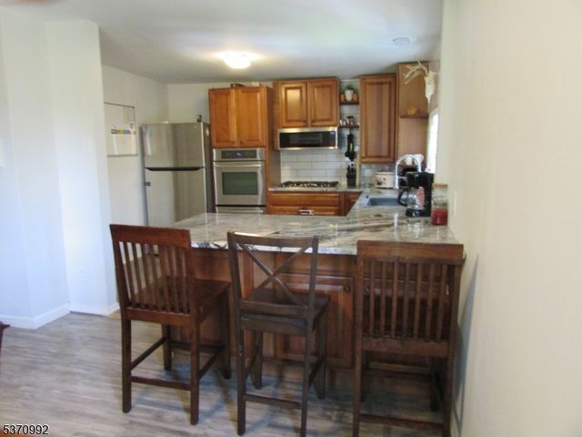 22 Harrison St, Sussex Boro, NJ 07461