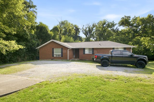 425 Ezell Pike, Nashville, TN 37217