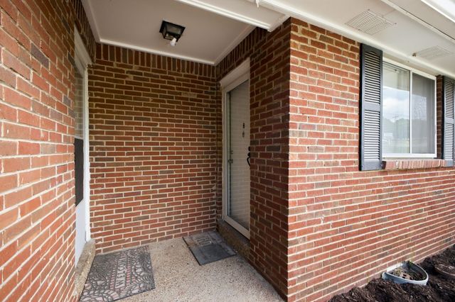 425 Ezell Pike, Nashville, TN 37217