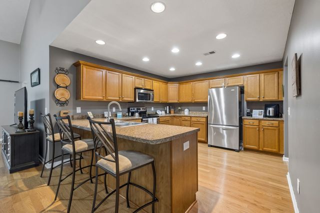 395 Devon Chase Hl Unit 1102, Gallatin, TN 37066