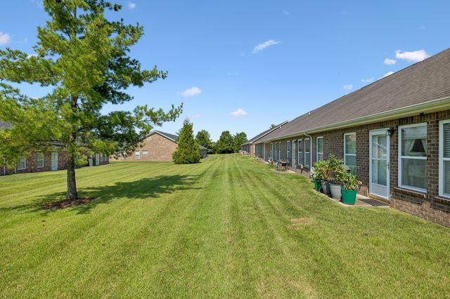 395 Devon Chase Hl Unit 1102, Gallatin, TN 37066