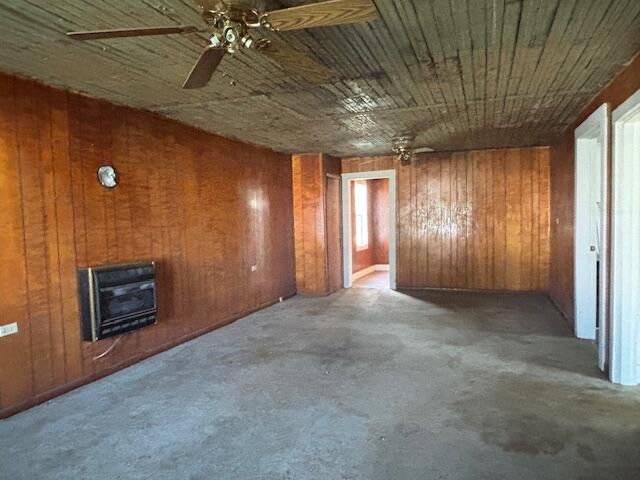 123 S Groves Street, Pikeville, TN 37367