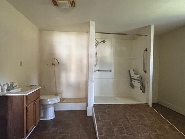 123 S Groves Street, Pikeville, TN 37367