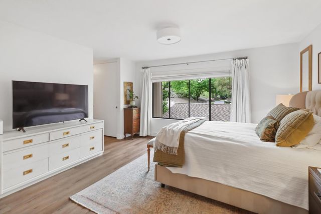 2304 American River Drive, Sacramento, CA 95825