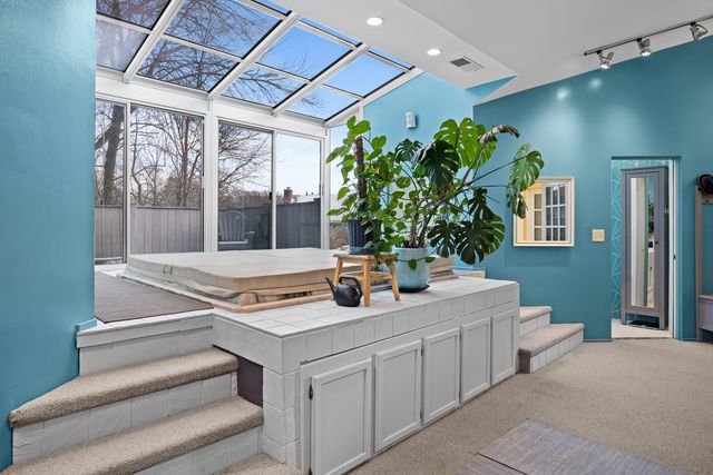 3000 California Avenue, Palatine, IL 60067