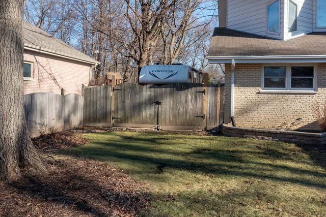 3000 California Avenue, Palatine, IL 60067