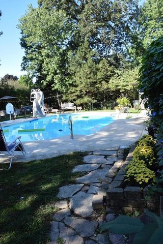 3000 California Avenue, Palatine, IL 60067